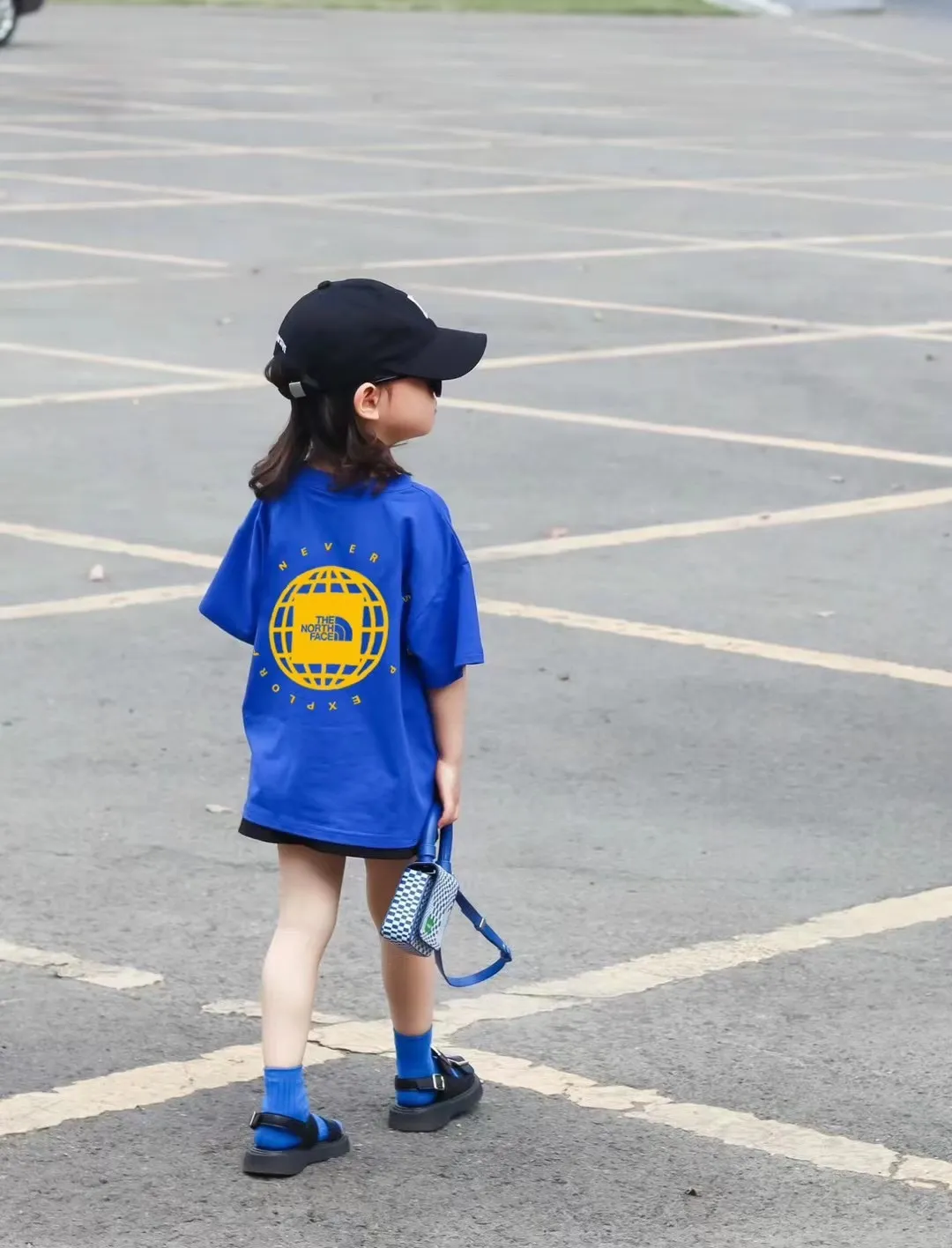 【90-160cm】人気急上昇中 新作 カジュアル 着せやすい  合わせやすい ファッション 気質いい 通気性 快適 Tシャツ