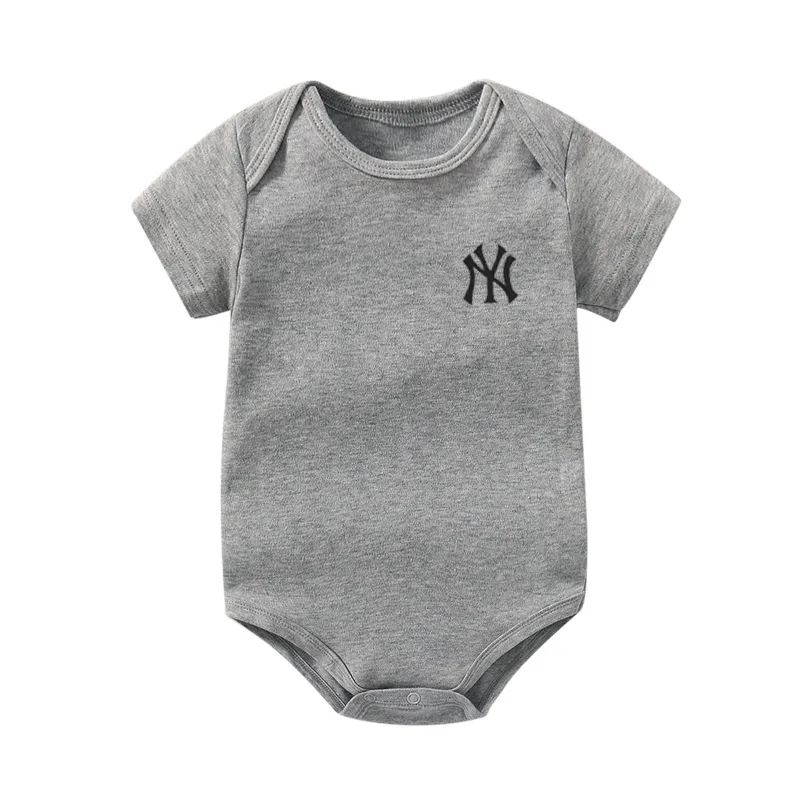 【66-90cm】おすすめ 元気いっぱい ファッション 新作  多色展開  ラウンドネック 夏 無地 新生児 ロンパース