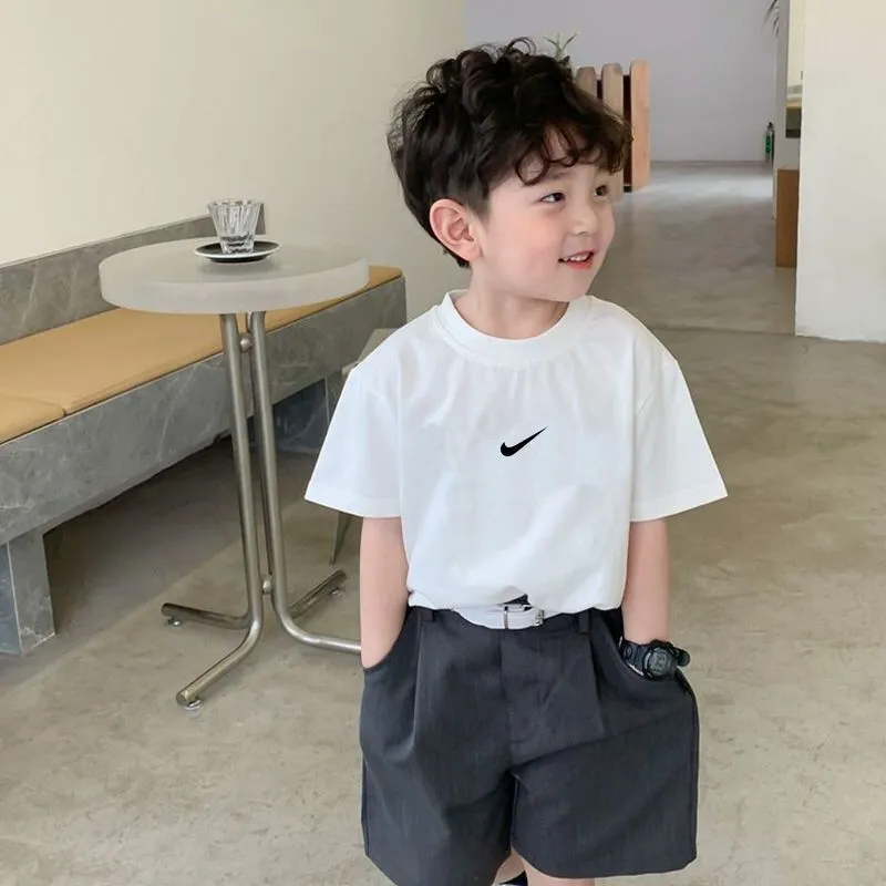 【90-160cm】気質満点 今季も大流行 シンプル 3色選べる ゆったり 半袖 Ｔシャツ