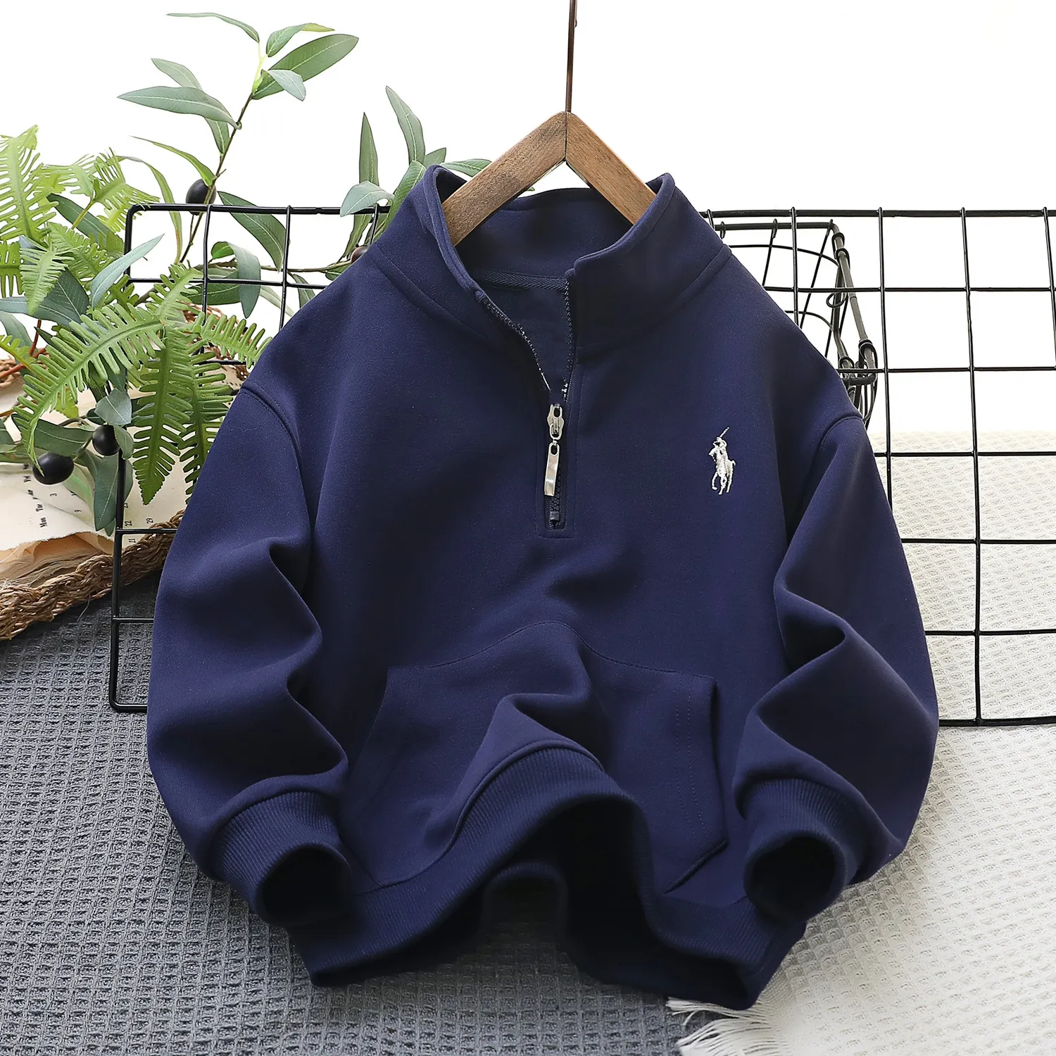 【110-160cm】超人気商品 絶対欲しい シンプル カジュアル おしゃれ 女の子 男の子 トレーナー