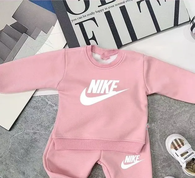 【90-160cm】二点セット 単品注文オッケー 大人気 カジュアル 定番 トレーナー＋パンツ セットアップ