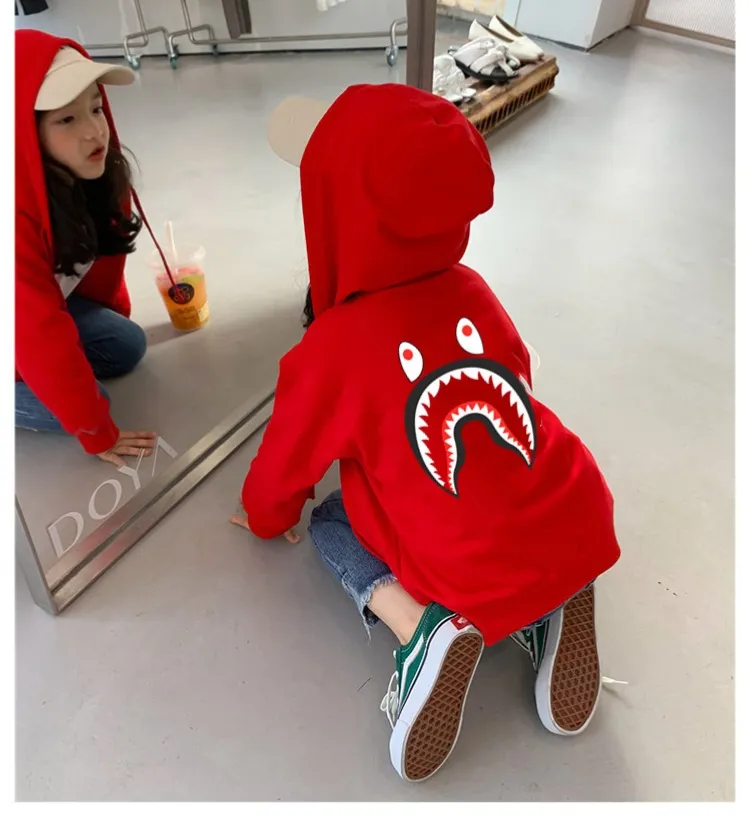 【90-160cm】目を奪われる カジュアル 合わせやすい カッコイイ 着やすい フード付き アウター