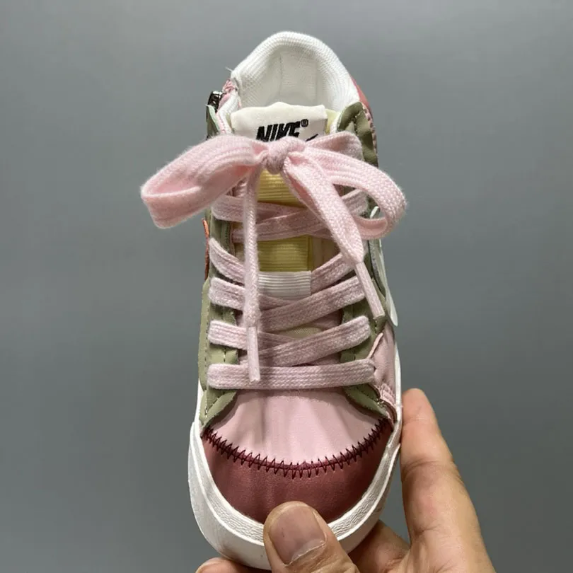 今季大注目 大活躍 定番 履きやすい 軽量 キッズ 滑りにくい シューズ スニーカー