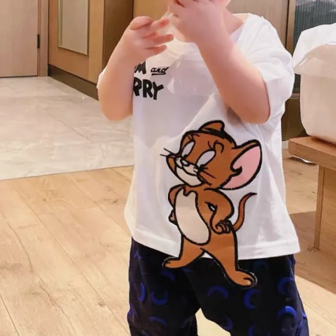 【80-150cm】好感度100％  カジュアル カートゥーン 可愛い 合わせやすい 半袖 Ｔシャツ