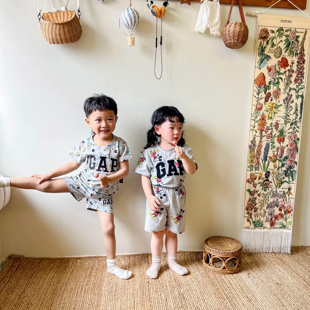 【80-130cm】二点セット お気に入り カートゥーン 可愛い 半袖Ｔシャツ＋ショートパンツ セットアップ