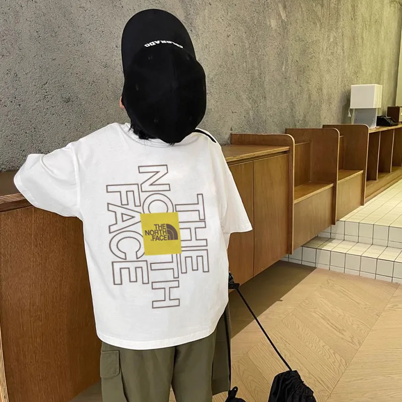 【90-160cm】トレンド感満点  トレンド  動きやすさ抜群 カジュアル 男の子 半袖 Ｔシャツ