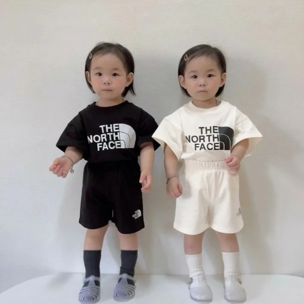 【80-130cm】二点セット 売れ筋 快適 大活躍 カジュアル 半袖Ｔシャツ＋ショートパンツ セットアップ
