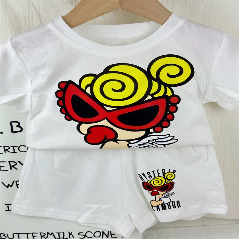 【90-160cm】二点セット 大人気 プリント カートゥーン 快適 半袖Ｔシャツ＋ショートパンツ セット