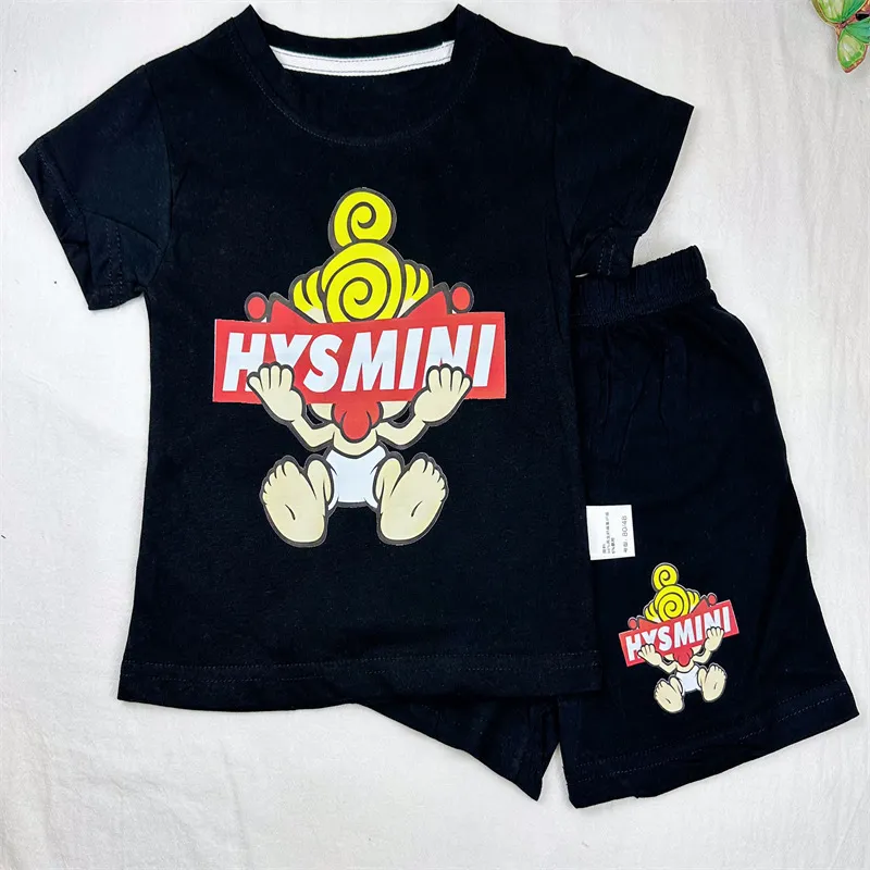 【90-160cm】二点セット 大人気 プリント カートゥーン 快適 半袖Ｔシャツ＋ショートパンツ セット