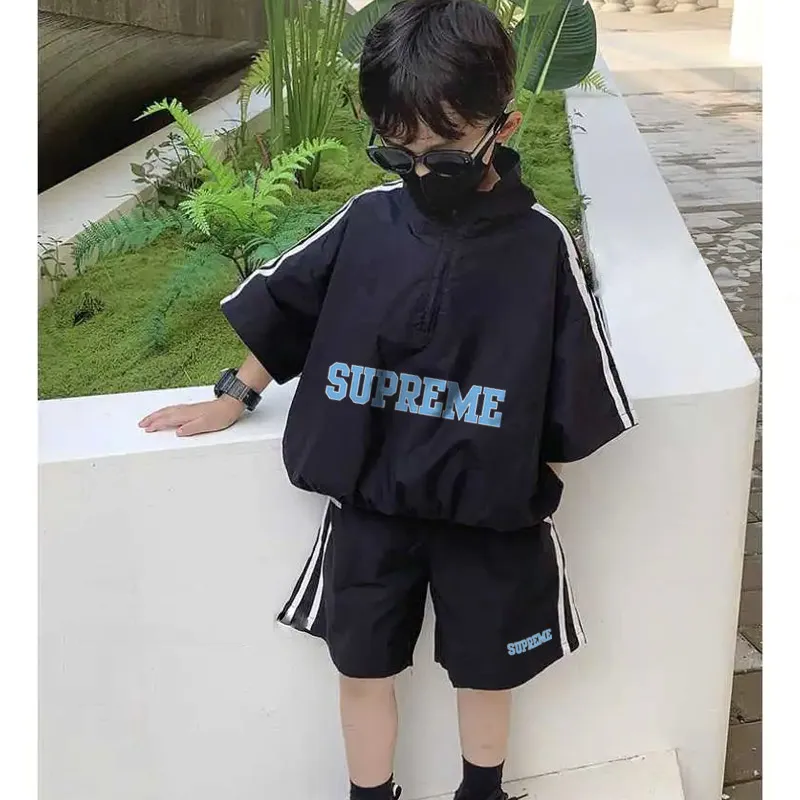 【100-150cm】二点セット 大活躍 スタイリッシュ 目立つ 男の子 トップス＋ショートパンツ セットアップ