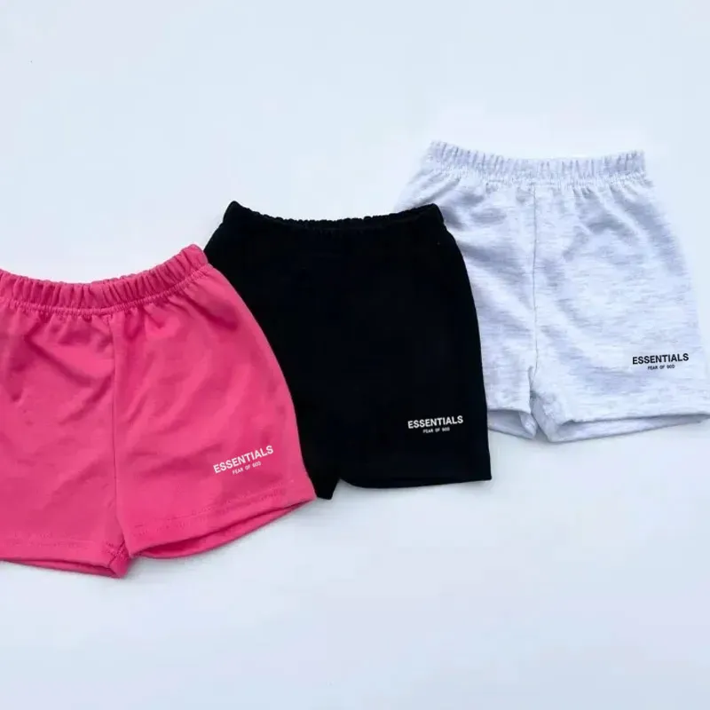 【80-150cm】二点セット 元気いっぱい トレンド  半袖 Ｔシャツ+ショートパンツ セットアップ