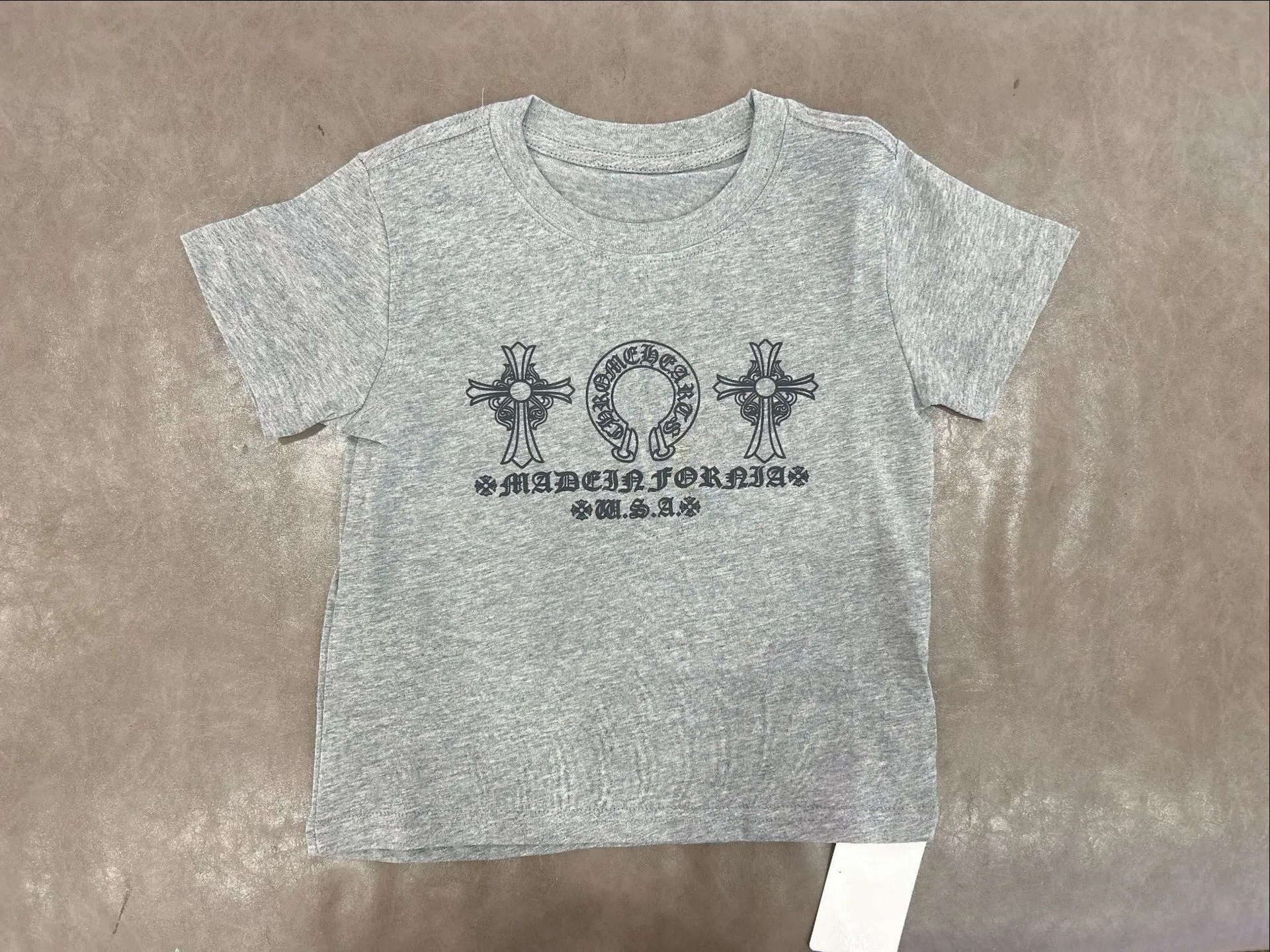 【90-160cm】人気上昇中 売れ筋 軽やかで心地よい 合わせやすい 半袖 Ｔシャツ