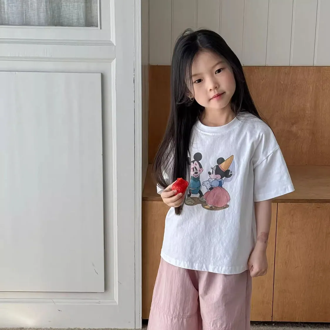 【90-150cm】元気いっぱい 大注目 カートゥーン 可愛い 通気性抜群 半袖 Ｔシャツ