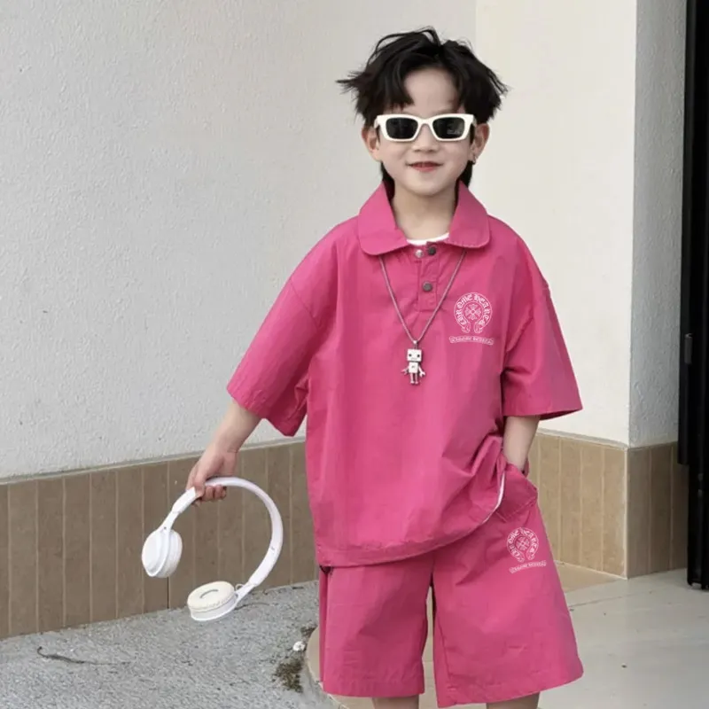 【100-150cm】二点セット 存在感抜群 大活躍 カジュアル 男の子 半袖Ｔシャツ＋ショートパンツ セットアップ
