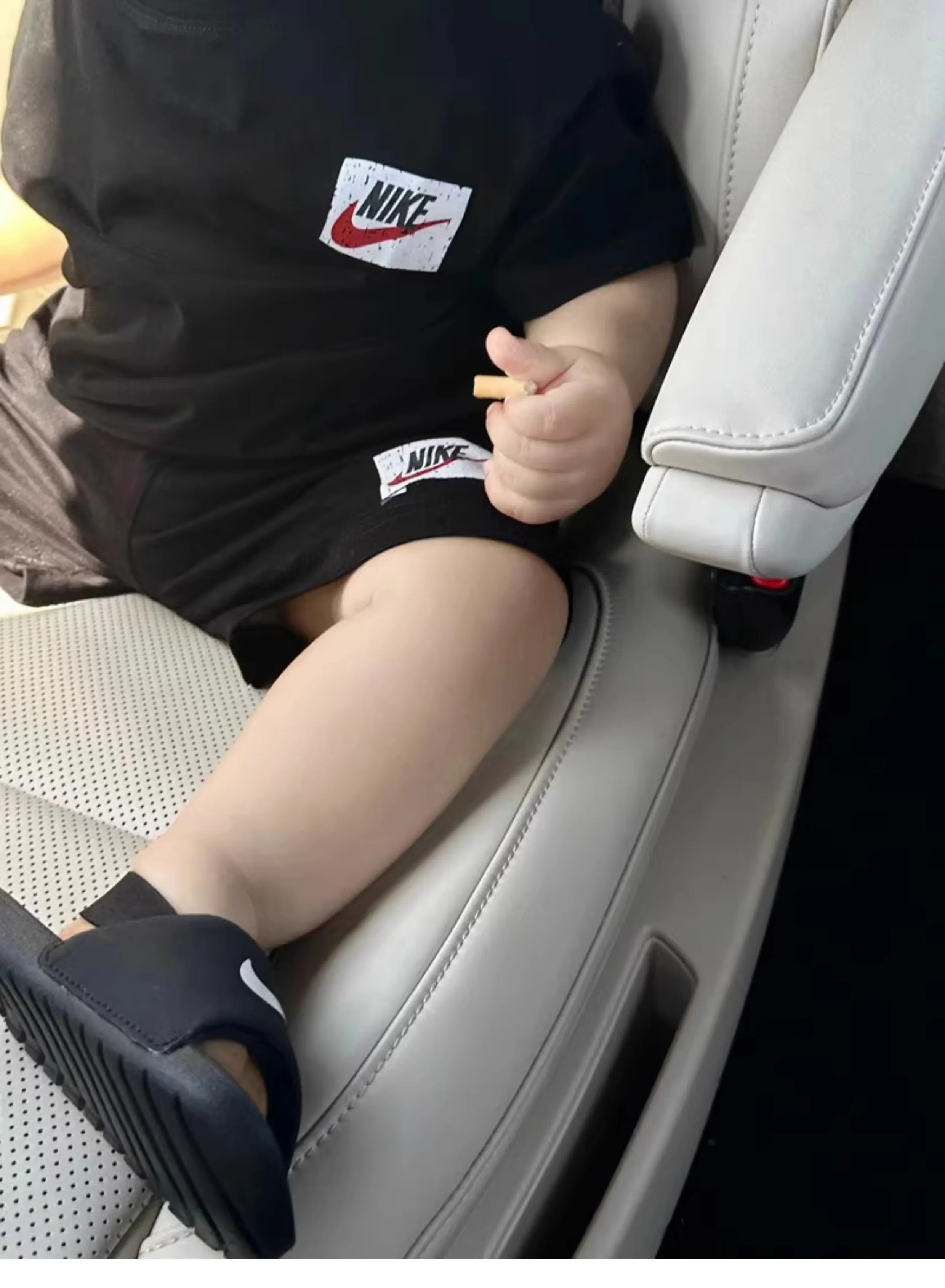 【90-150cm】二点セット 存在感抜群 プリント カジュアル 快適 半袖 Ｔシャツ＋ショートパンツ セットアップ