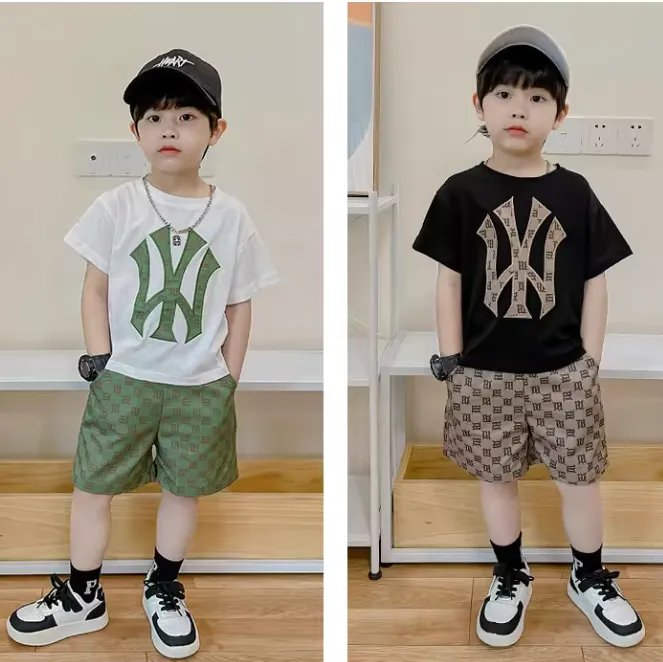 【90-160cm】二点セット 絶対後悔しない品質満点  カジュアル 半袖 Ｔシャツ＋ショートパンツ セットアップ