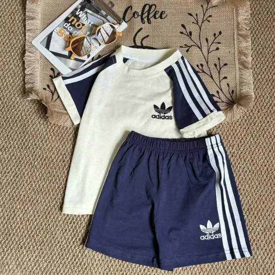 【80-130cm】二点セット 着心地も抜群 刺繍 カジュアル スポーティー 半袖Ｔシャツ＋ショートパンツ セット