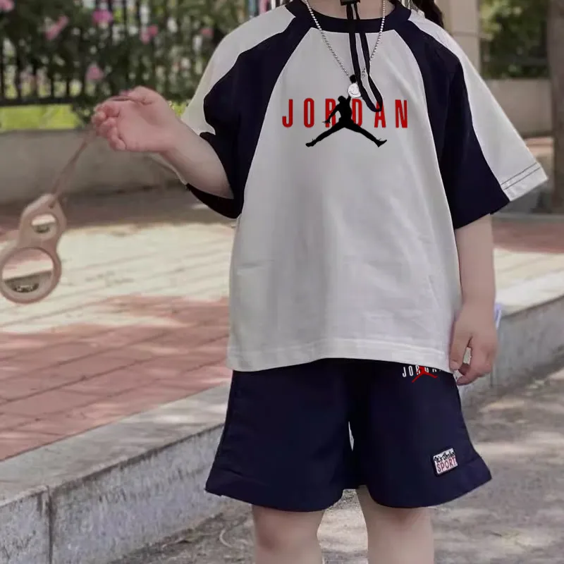 【100-150cm】二点セット 取り入れたい 快適  シワになりにくい  半袖Ｔシャツ＋ショートパンツ セットアップ