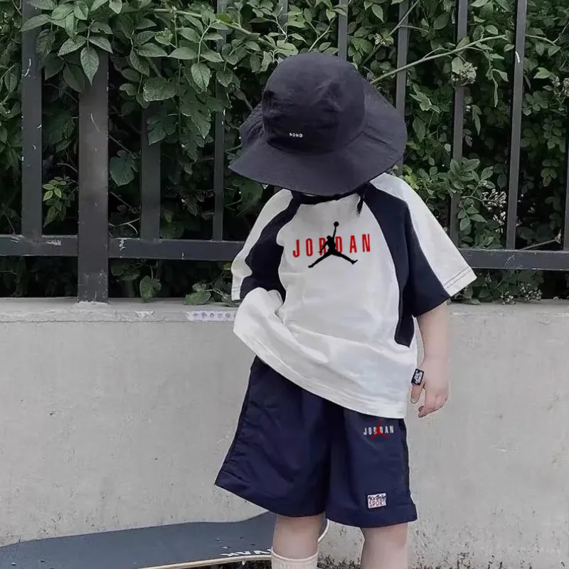 【100-150cm】二点セット 取り入れたい 快適  シワになりにくい  半袖Ｔシャツ＋ショートパンツ セットアップ