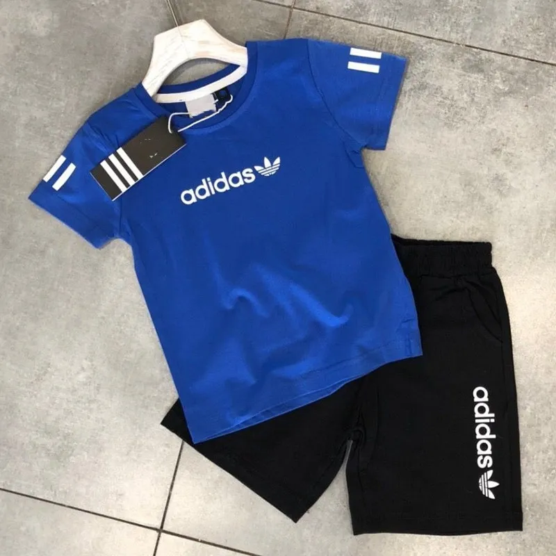 【90-150cm】二点セット 絶対見逃さないで シンプル 定番 カジュアル 半袖 Ｔシャツ＋ショートパンツ セットアップ