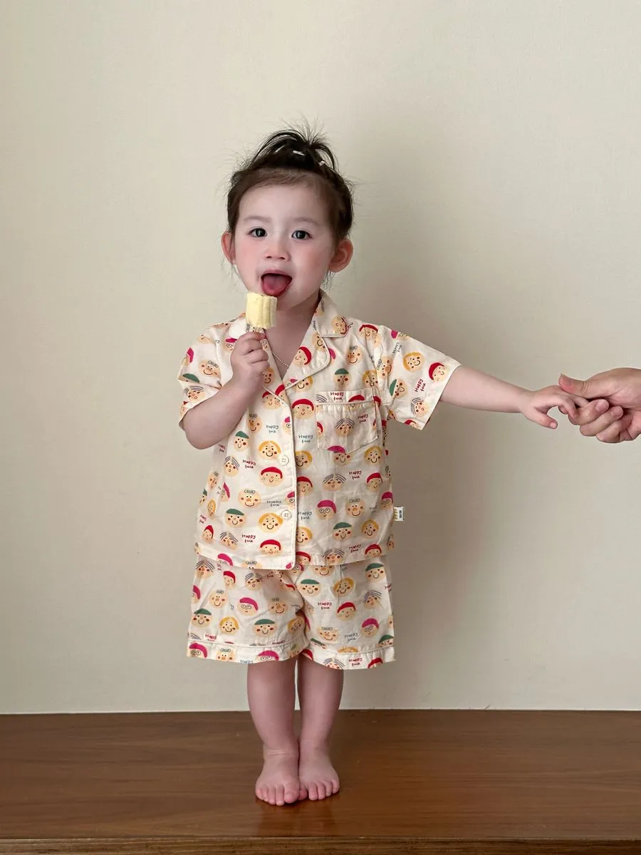 【80-130cm】ママたちに大好評 遊び心満載 肌触り良い カートゥーン 女の子 半袖 ルームウェイ