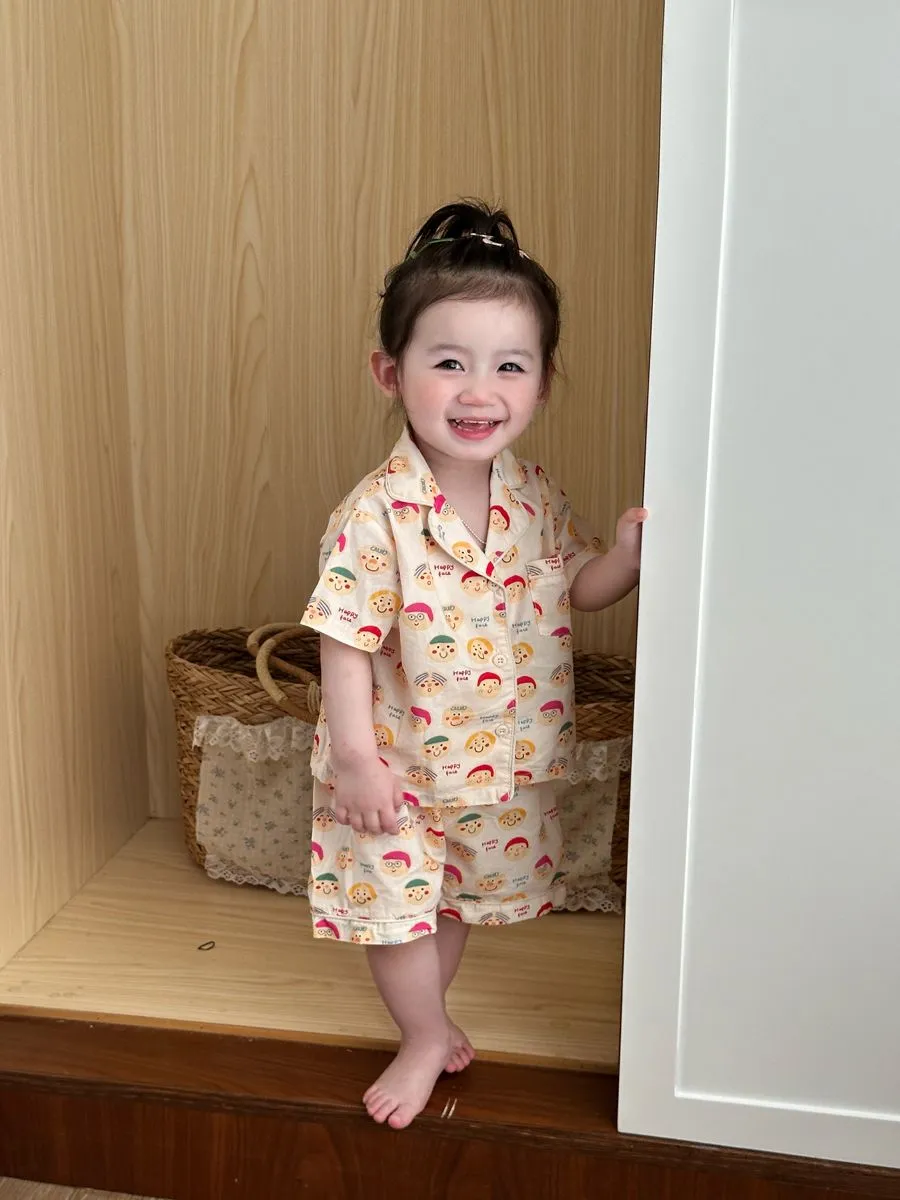 【80-130cm】ママたちに大好評 遊び心満載 肌触り良い カートゥーン 女の子 半袖 ルームウェイ
