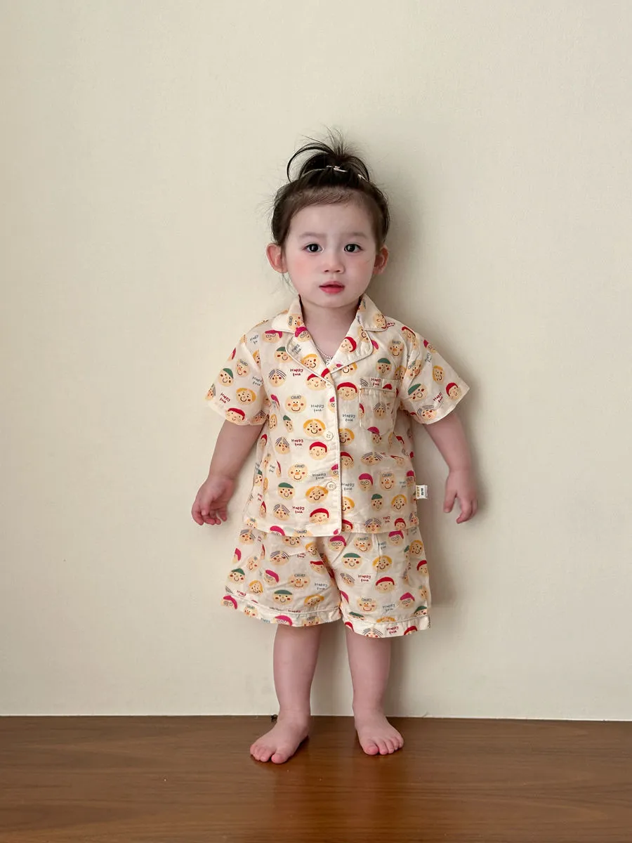 【80-130cm】ママたちに大好評 遊び心満載 肌触り良い カートゥーン 女の子 半袖 ルームウェイ