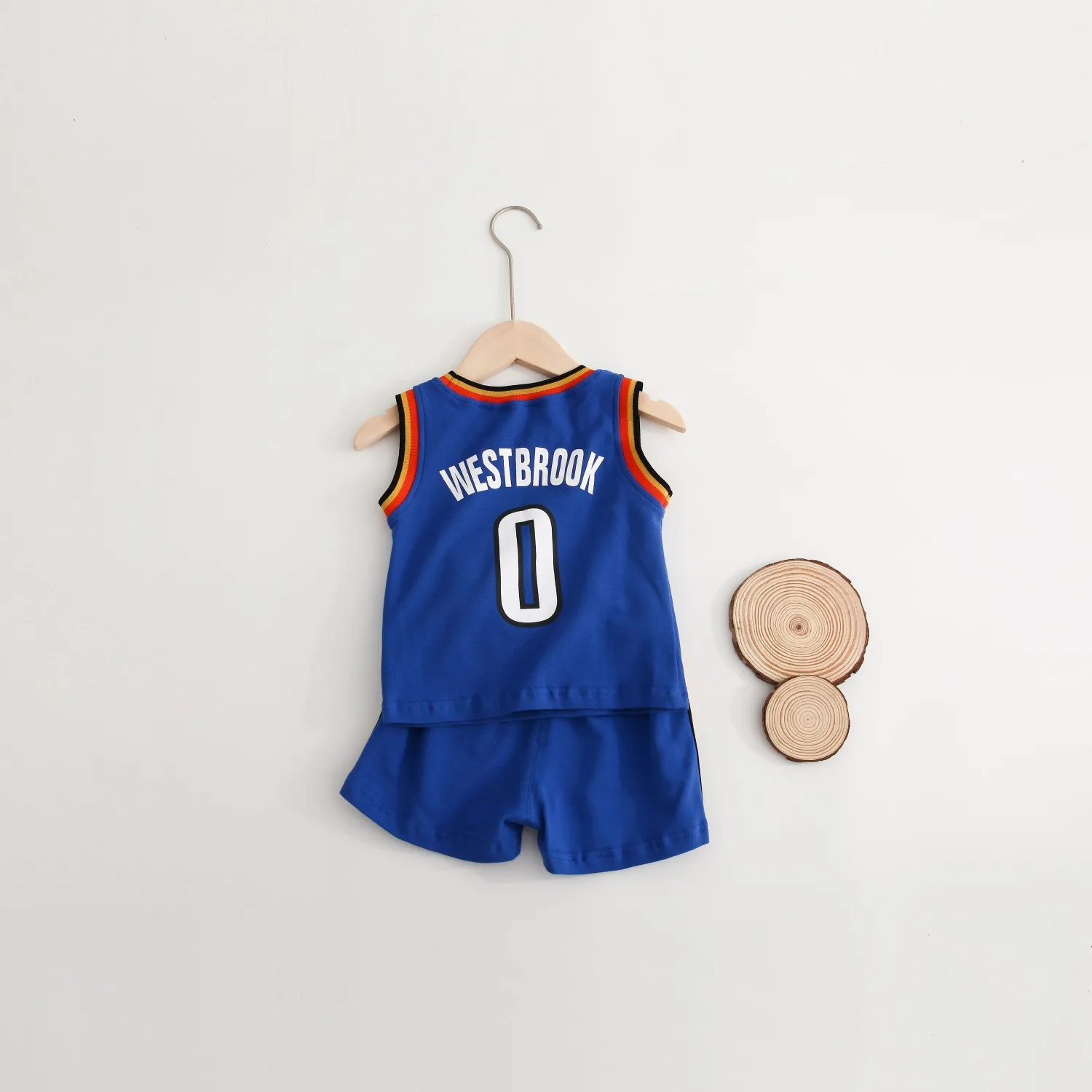 【73-140cm】二点セット これを逃す手はない 大人気 カジュアル スポーティ タンクトップ＋ショートパンツ セットアップ