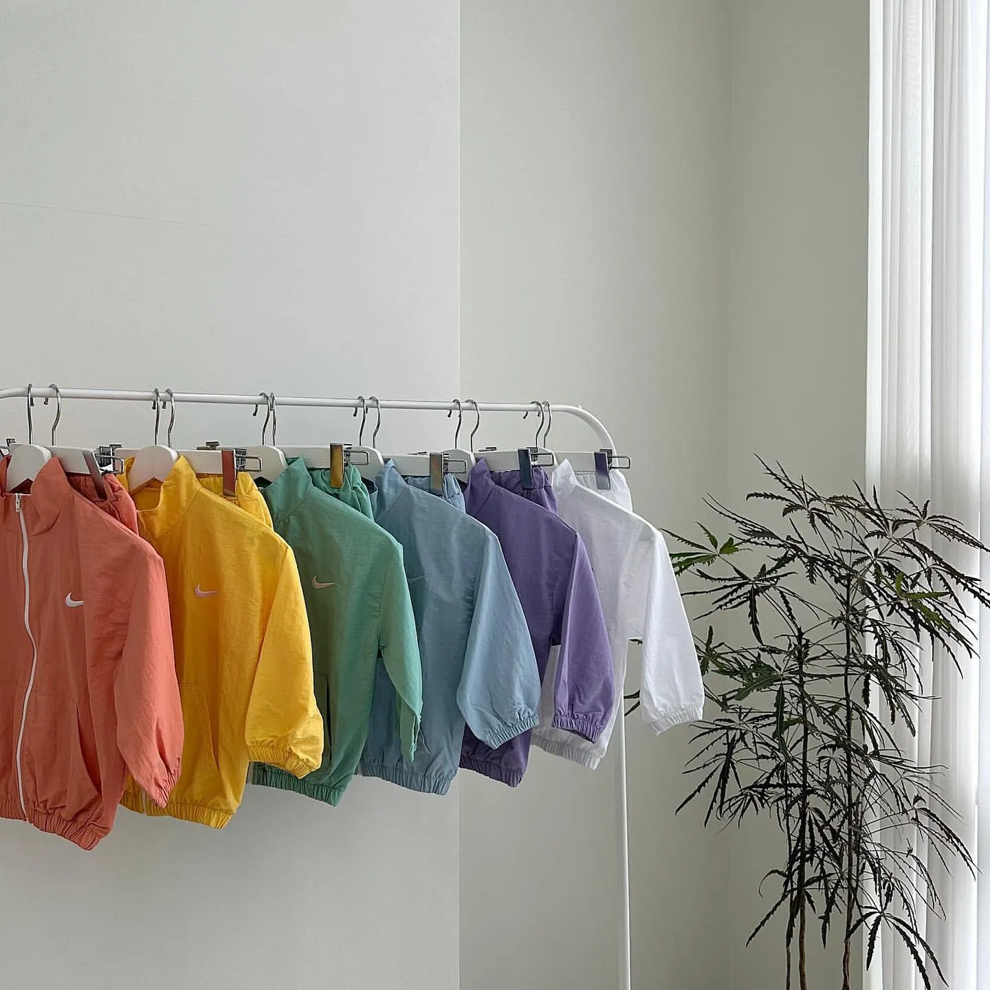 【80-140cm】三点セット 超人気商品 売れ筋 刺繍 UV対策 アウター＋Ｔシャツ＋ショートパンツ セットアップ