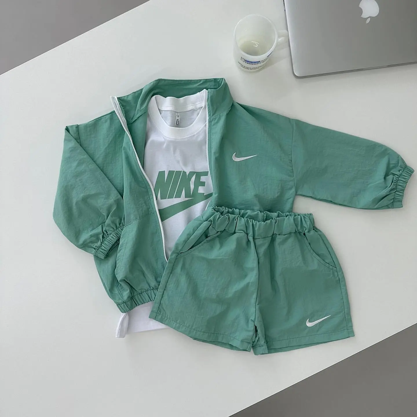 【80-140cm】三点セット 超人気商品 売れ筋 刺繍 UV対策 アウター＋Ｔシャツ＋ショートパンツ セットアップ