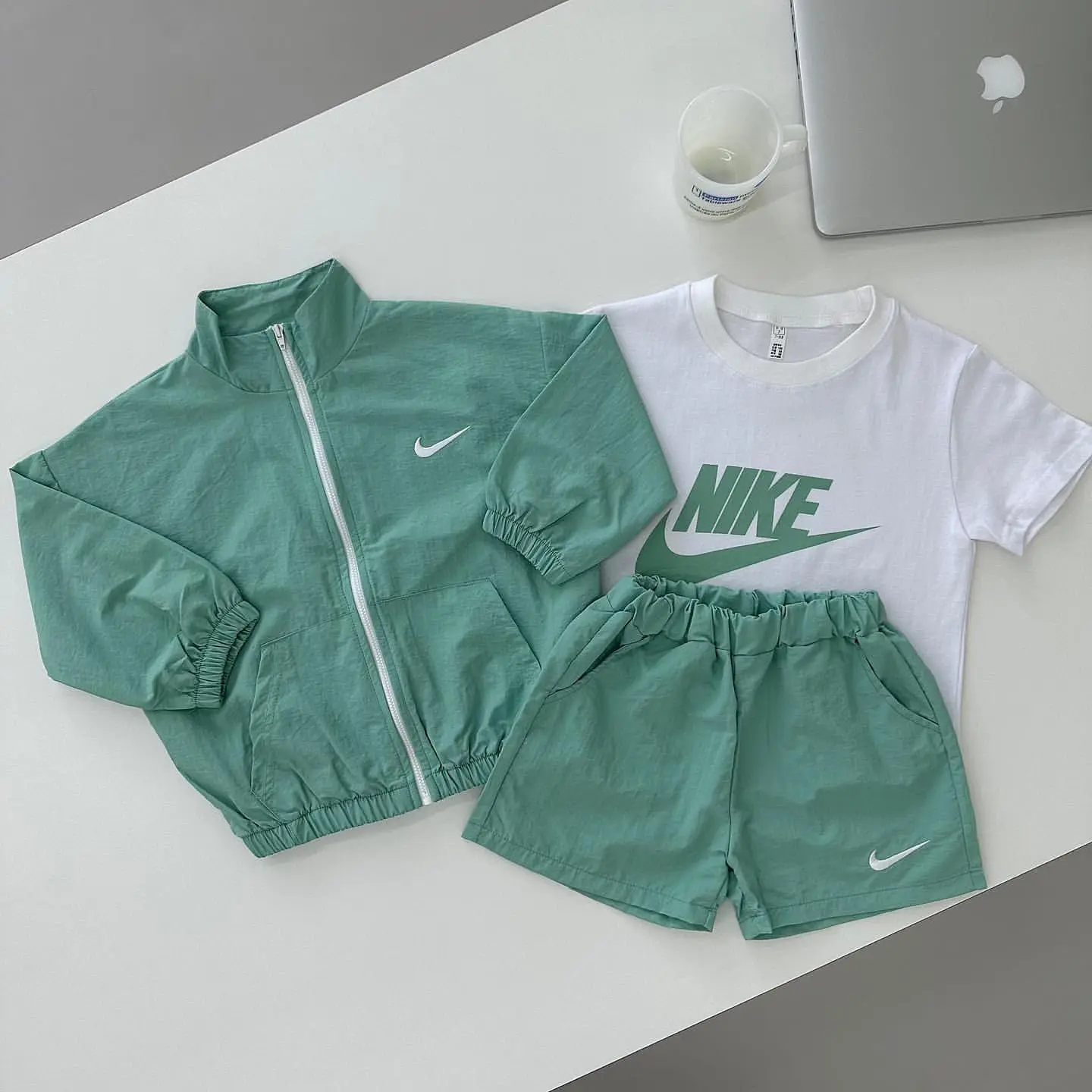 【80-140cm】三点セット 超人気商品 売れ筋 刺繍 UV対策 アウター＋Ｔシャツ＋ショートパンツ セットアップ