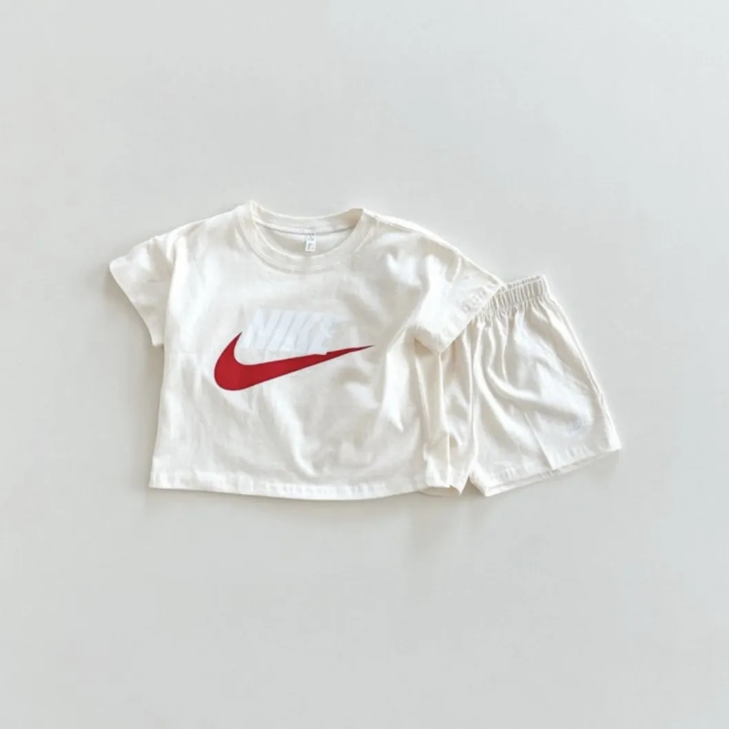 【80-130cm】二点セット 元気いっぱい カジュアル 快適 多色展開 半袖 Ｔシャツ＋ショートパンツ セットアップ