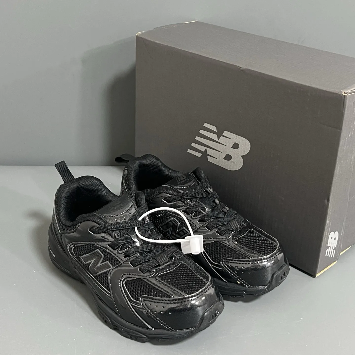 人気上昇中 上品 ファッション スポーツ 多色展開 履きやすい キッズ スニーカー