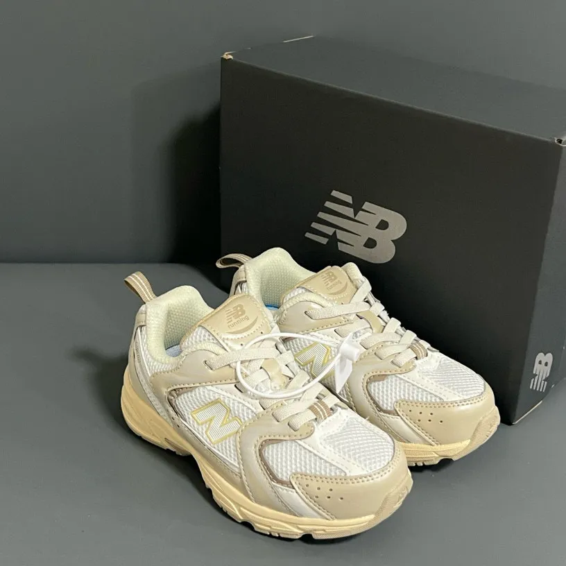 人気上昇中 上品 ファッション スポーツ 多色展開 履きやすい キッズ スニーカー