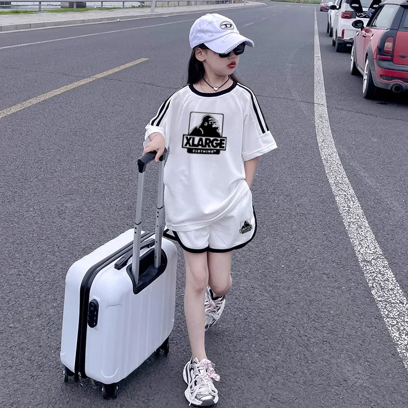 【90-160cm】二点セット リラックス感ある 爆売れ中 カジュアル 快適 女の子 半袖 Ｔシャツ＋ショートパンツ セットアップ