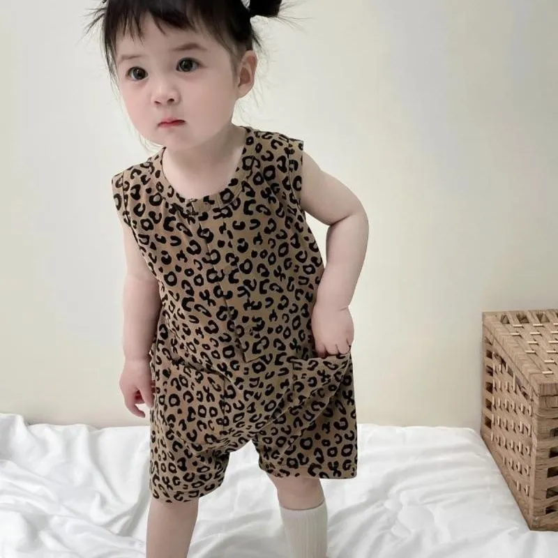 【66-100cm】SNS映えコーデに 大好評 肌触り良い ヒョウ柄 お出かけに ベビー ロンパース