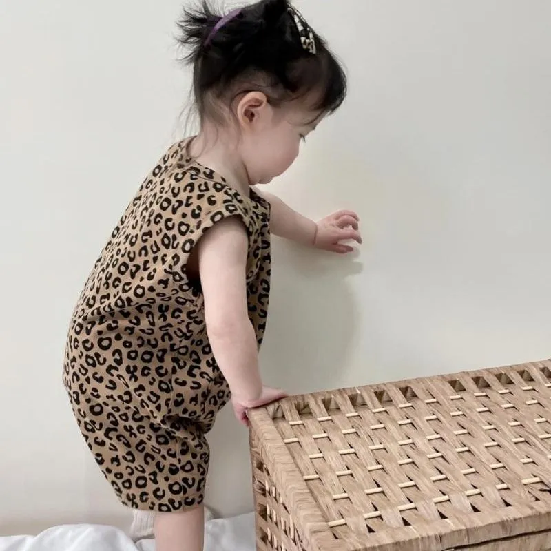 【66-100cm】SNS映えコーデに 大好評 肌触り良い ヒョウ柄 お出かけに ベビー ロンパース