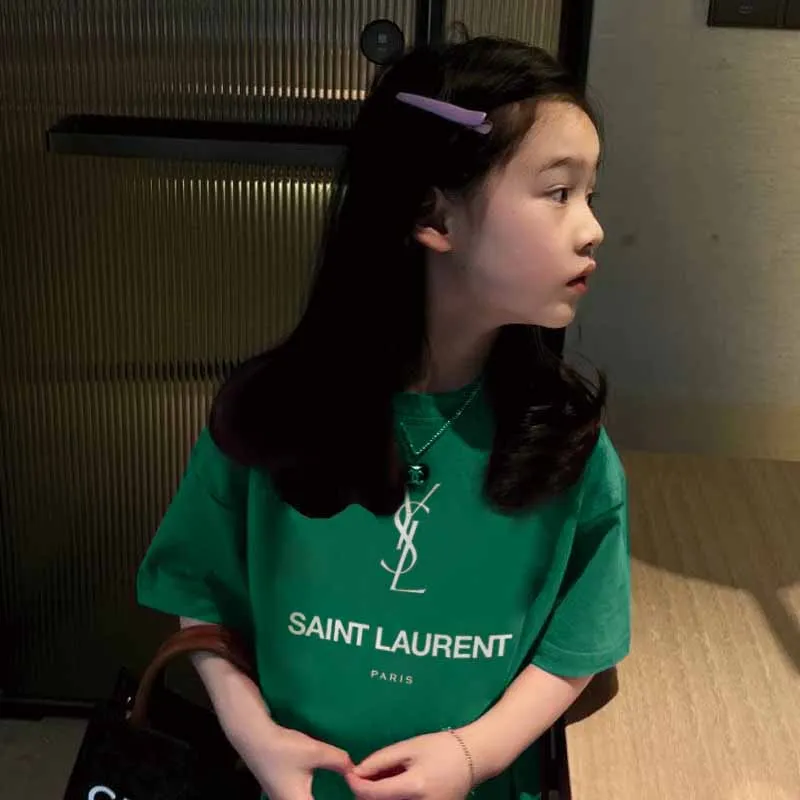 【90-160cm】モード感アップ 大注目 おしゃれ  シンプル 女の子 半袖 Ｔシャツ