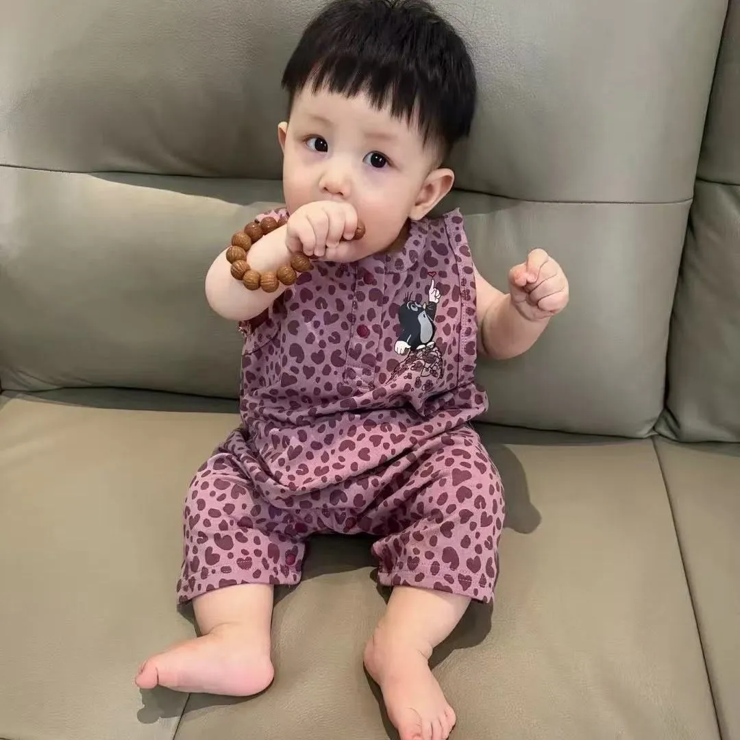 【66-100cm】ママたちに大好評 好感度UP カジュアル ヒョウ柄 ベビー ノースリーブ ロンパース