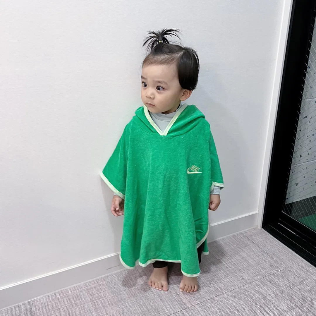 【1-6歳】絶対欲しい ナチュラル シンプル 柔らか素材 吸水速乾 キッズ フード付き バスローブ