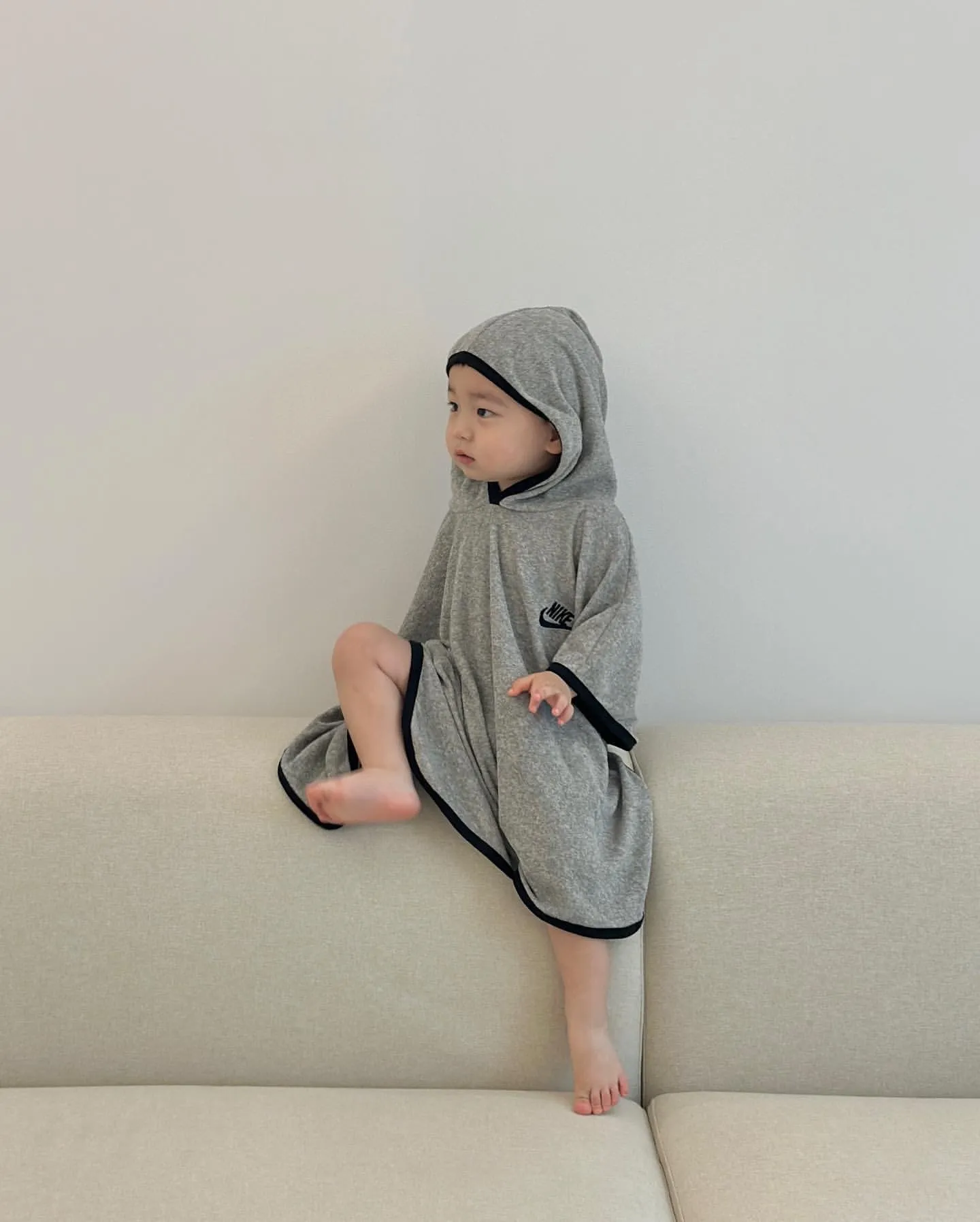 【1-6歳】絶対欲しい ナチュラル シンプル 柔らか素材 吸水速乾 キッズ フード付き バスローブ