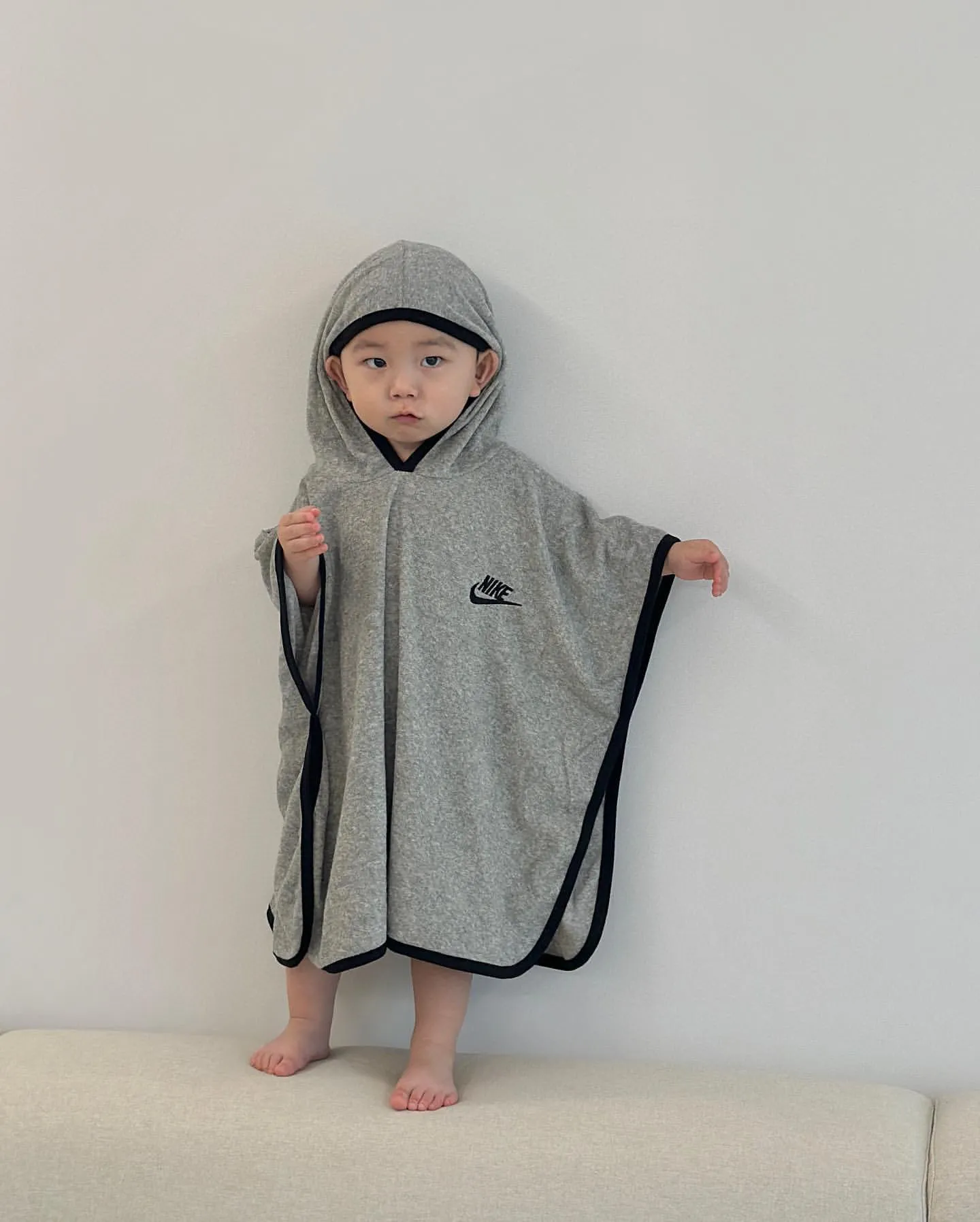 【1-6歳】絶対欲しい ナチュラル シンプル 柔らか素材 吸水速乾 キッズ フード付き バスローブ