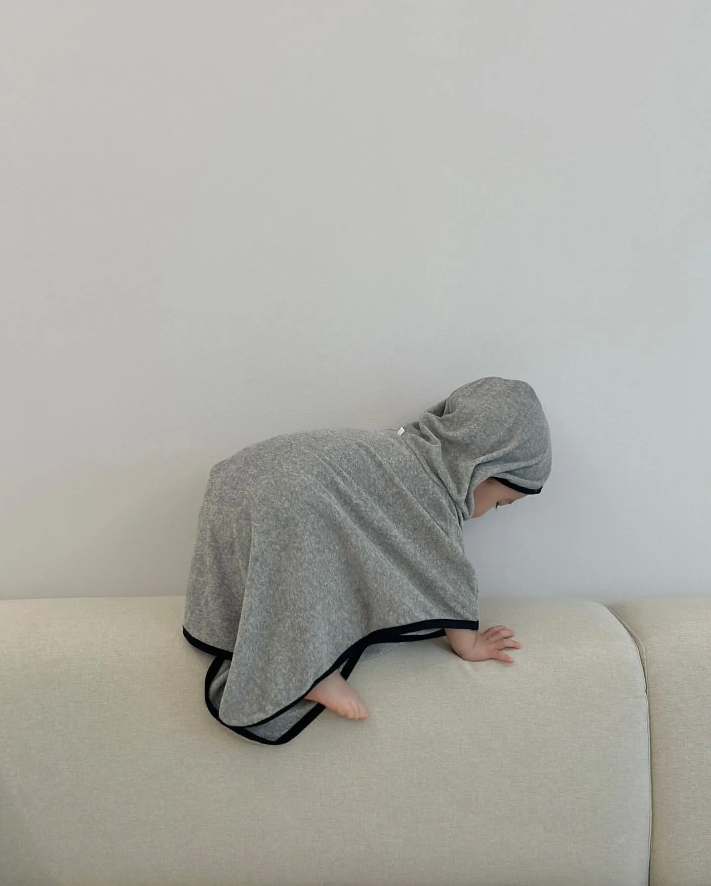 【1-6歳】絶対欲しい ナチュラル シンプル 柔らか素材 吸水速乾 キッズ フード付き バスローブ