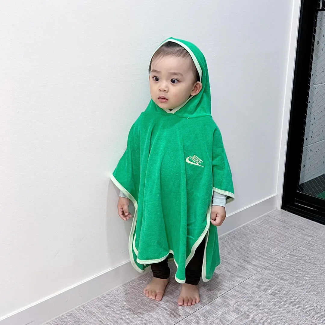 【1-6歳】絶対欲しい ナチュラル シンプル 柔らか素材 吸水速乾 キッズ フード付き バスローブ