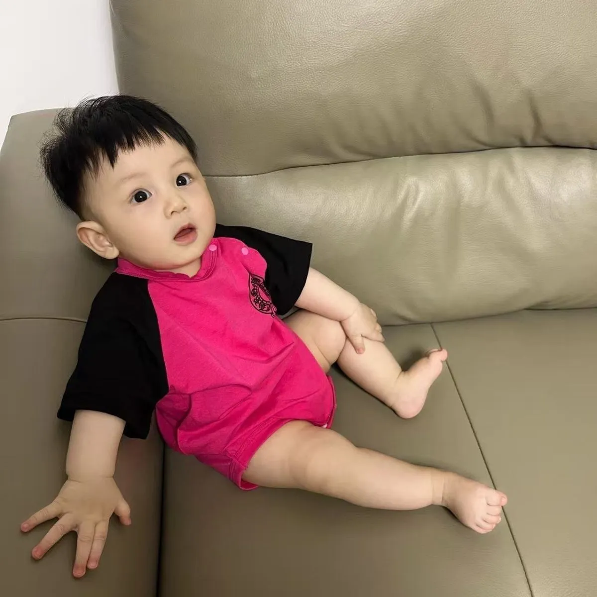 【73-100cm】話題沸騰中 爆売れ中 カジュアル 着心地抜群  お出かけに ベビー 半袖 ロンパース