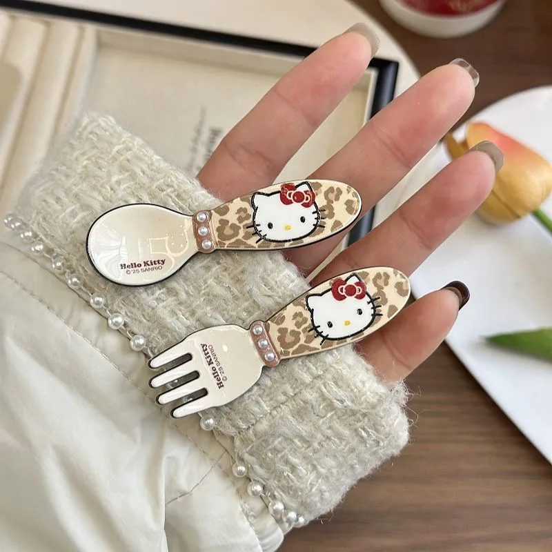 ユニークで目を引く デザイン満点 滑り止め付き スプーンモチーフ おもしろ ヘアピン