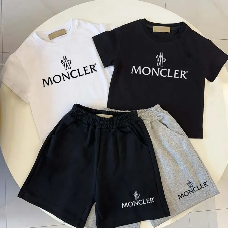 【90-160cm】絶対後悔しない 売れ筋 アルファベット シンプル 肌触り良い 半袖 Ｔシャツ/ショートパンツ