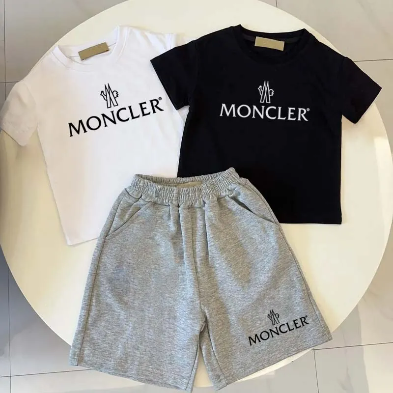 【90-160cm】絶対後悔しない 売れ筋 アルファベット シンプル 肌触り良い 半袖 Ｔシャツ/ショートパンツ