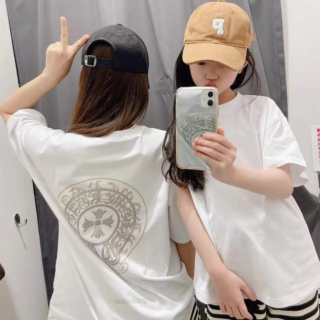 【90-160cm+親サイズ】人気爆発中 今季大注目 スタイリッシュ 親子ペア 半袖 Ｔシャツ