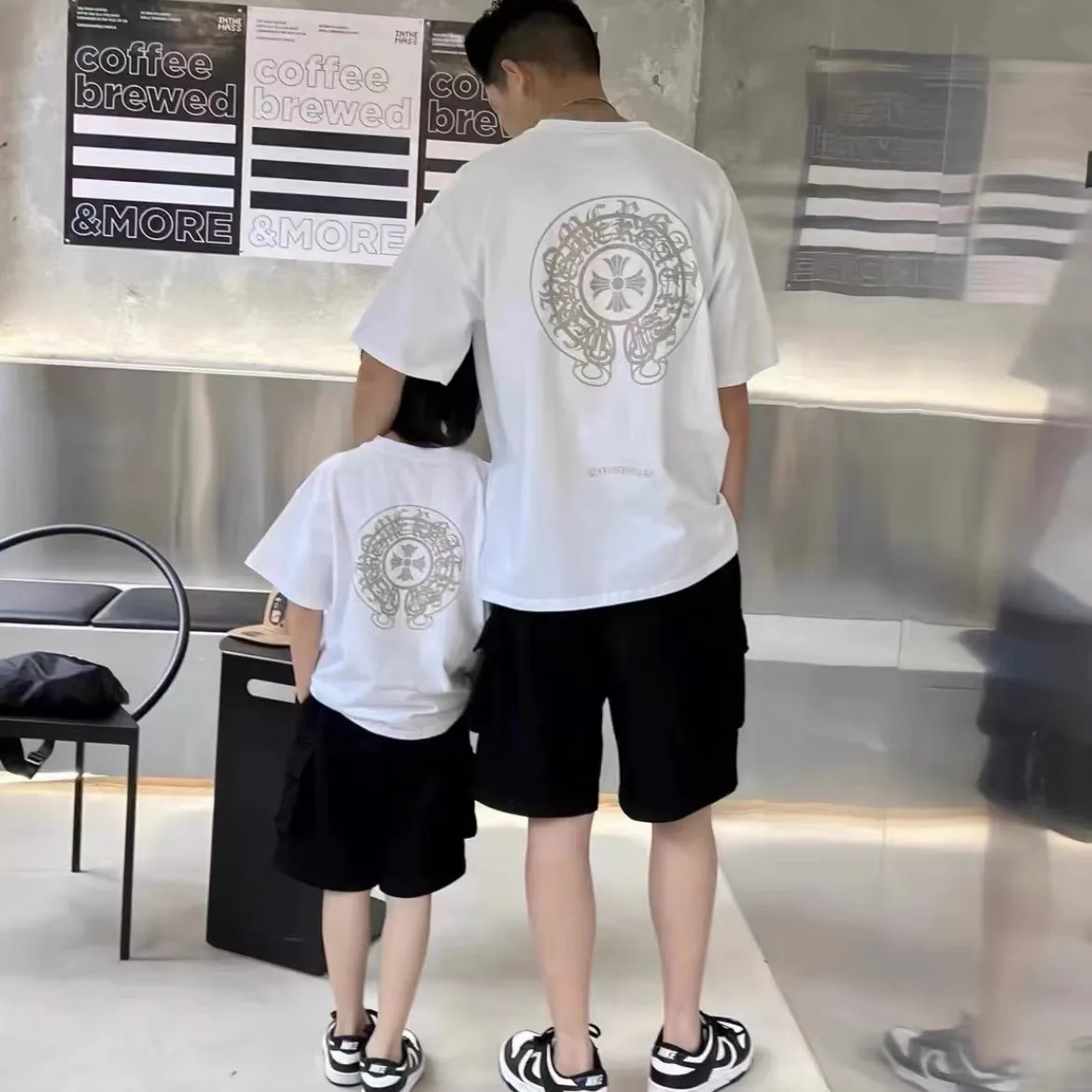 【90-160cm+親サイズ】人気爆発中 今季大注目 スタイリッシュ 親子ペア 半袖 Ｔシャツ